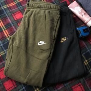 NIKE sweatpants